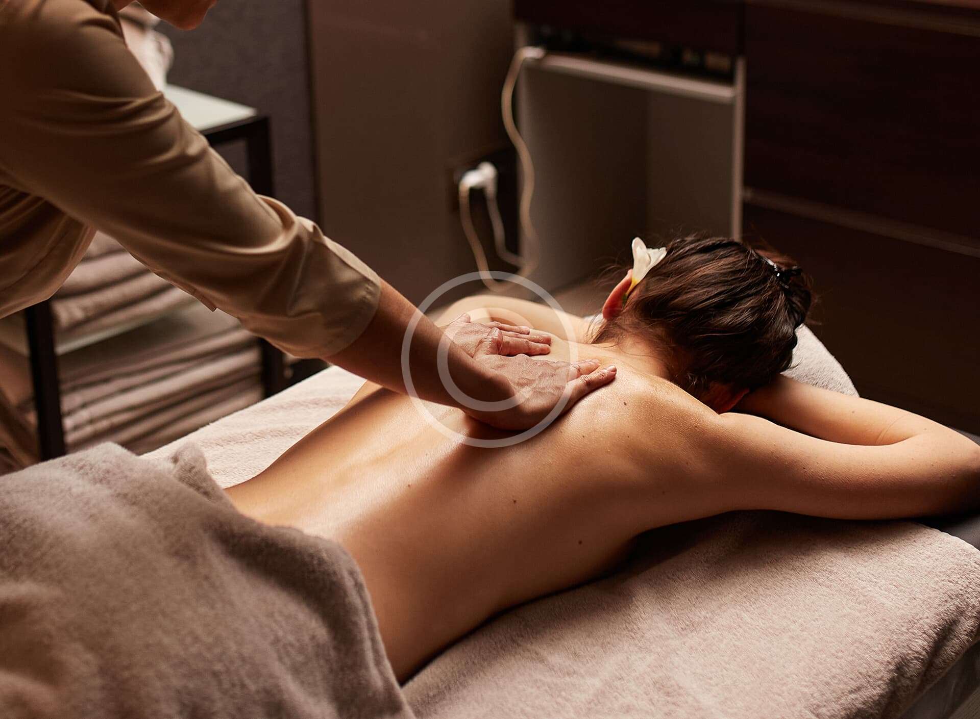 custom-img-03-copyright